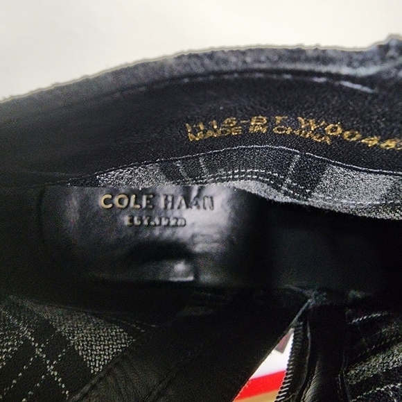 COLE HAAN MINNA BLACK SUEDE SIDE ZIP MINNA ANKLE BOOTIE SIZE 8.5 - Picture 15 of 16